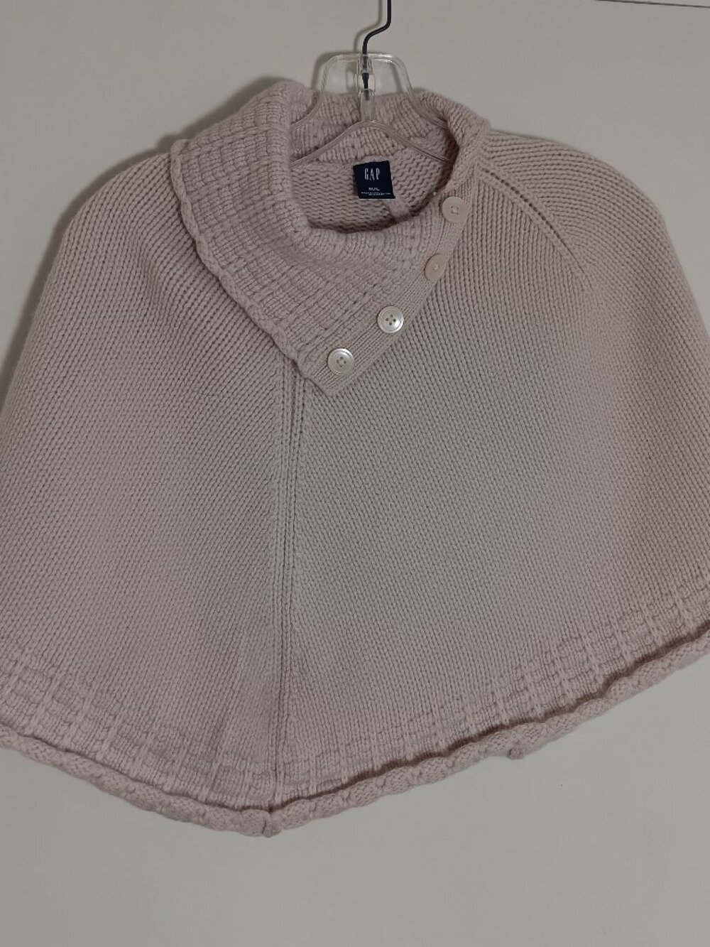 Gap 100% Lambwool Cape Poncho Sweater M Beige Cozy button neck